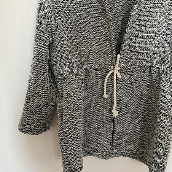 NWT Heathered Gray Jacket/Cardigan with Tie - Picture 3 of 4